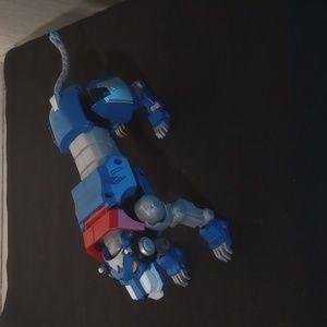 2017 Voltron Legendary Defender blue lion